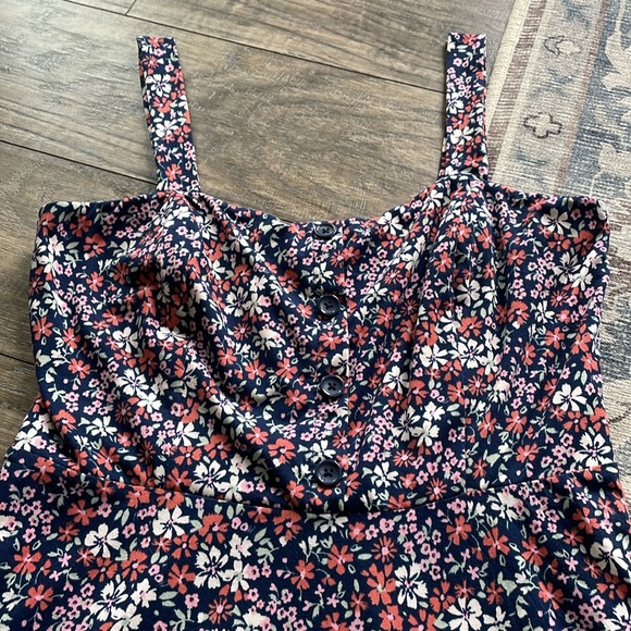 Ladies - Floral Dress - Picture 2 of 6
